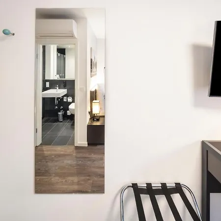 Hotel Boarding World Smart 4*