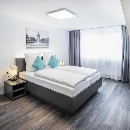 Boarding World Smart Hotel